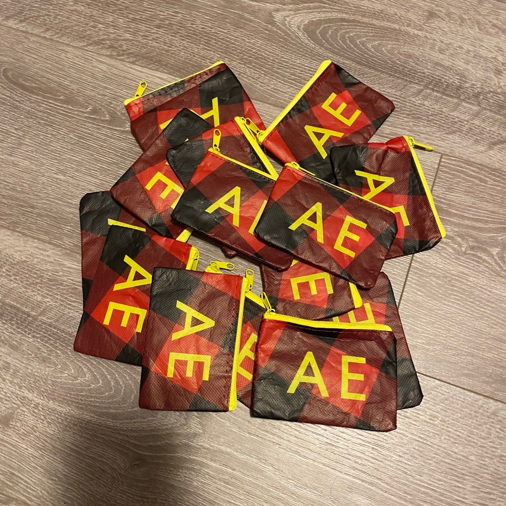 Lot of 15 American Eagle gift card holders